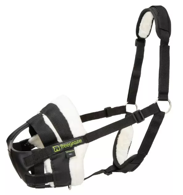 FreeGraze Deluxe AirFlow Grazing Muzzle Black