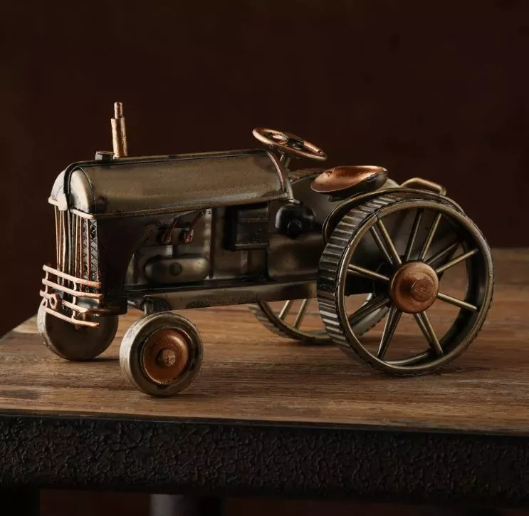 Harvey Makin Ornament - Tractor