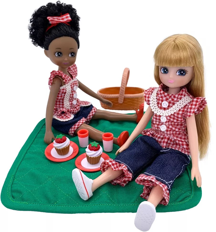 Picnic in the Park Doll Set