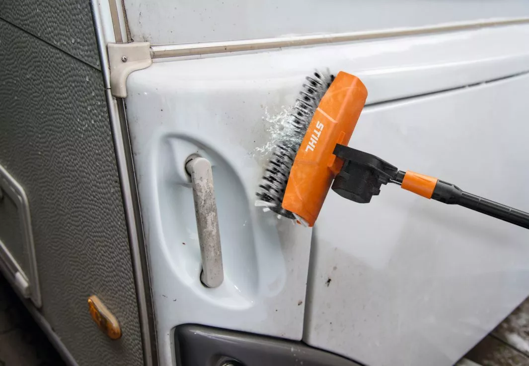 RE Rotating Brush