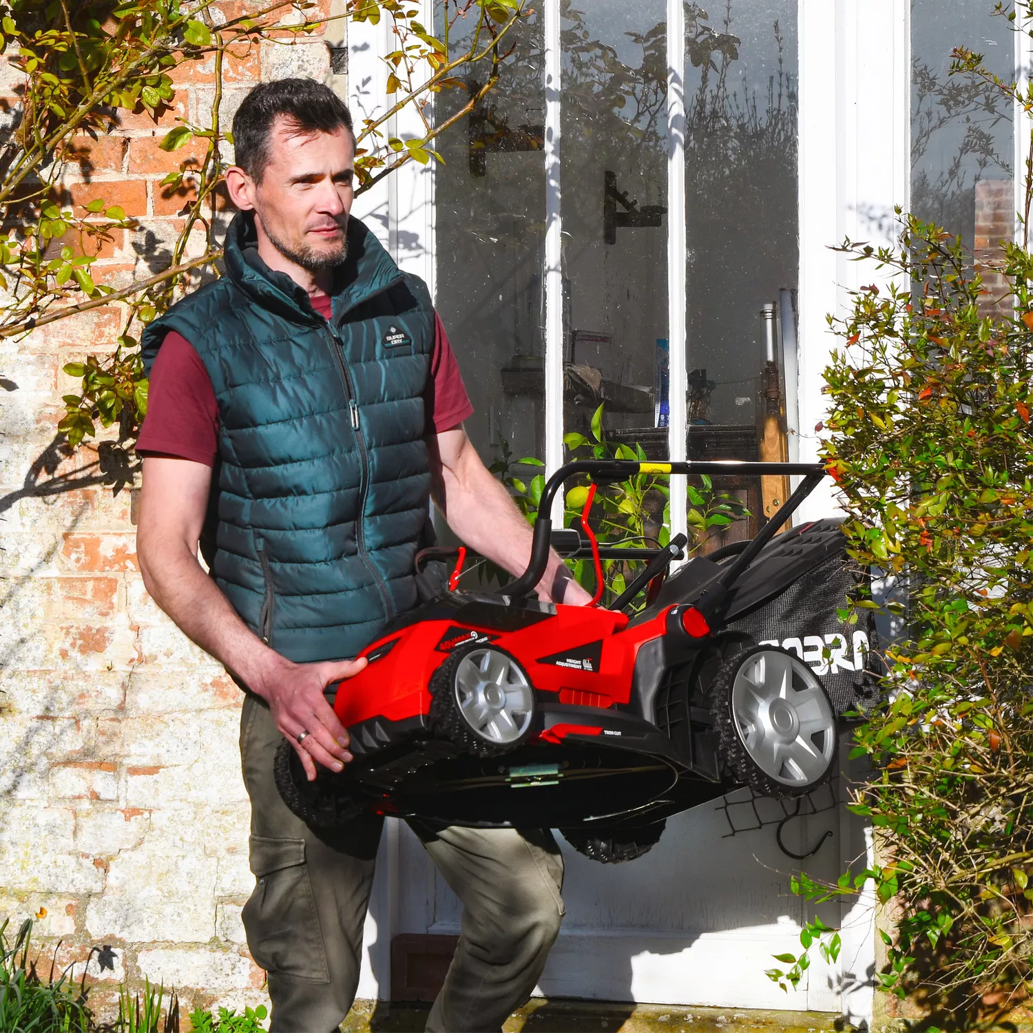 MX3440VX Cordless Mower 40v Max Plus 13"