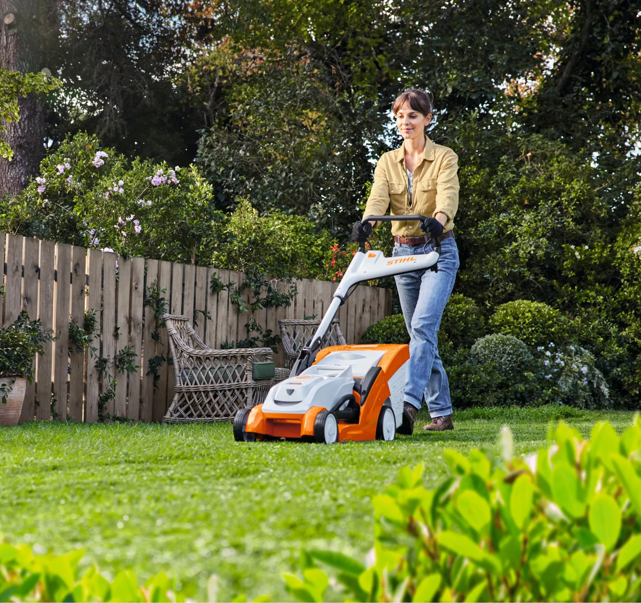 RMA 239 C Cordless Lawn Mower - AK