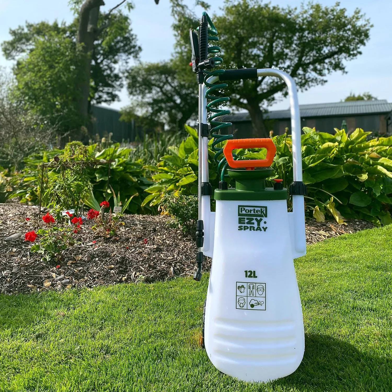 EzySpray Wheeled Pressure Sprayer 12L
