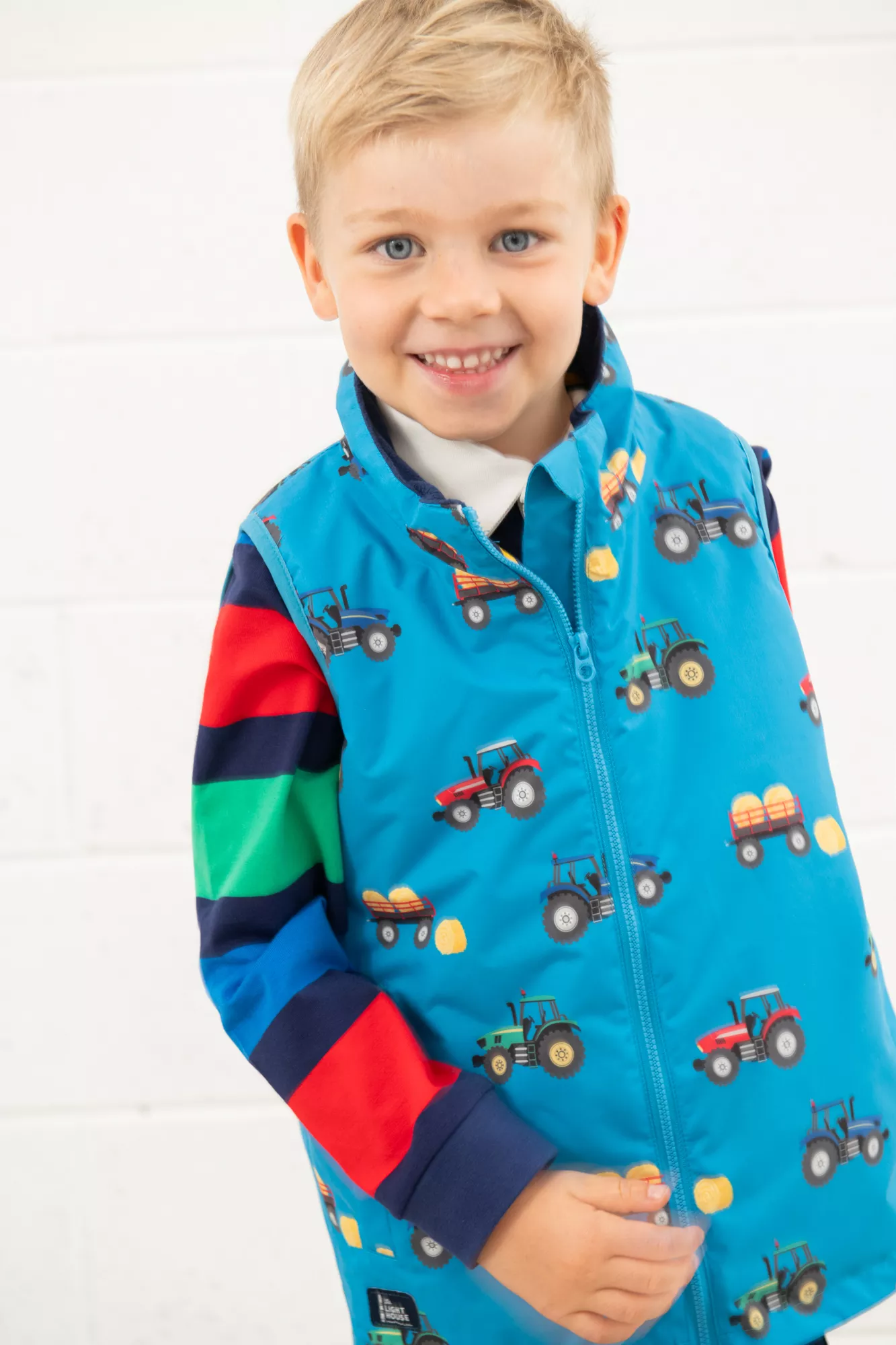 Alex Boys Gilet Tractor Print 6-7 Yrs