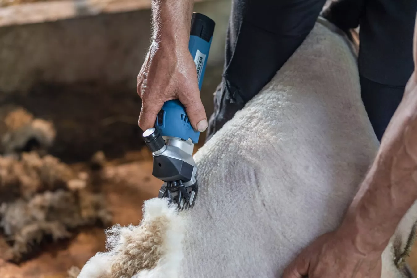 FarmClipper for Sheep - Battery Powered 14.4v